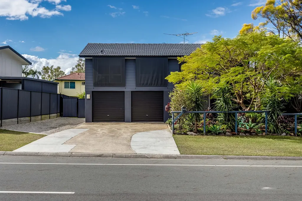 Morayfield 4ਬੈੱਡਰੂਮ Beautifully Updated Family Home in a Convenient Location !