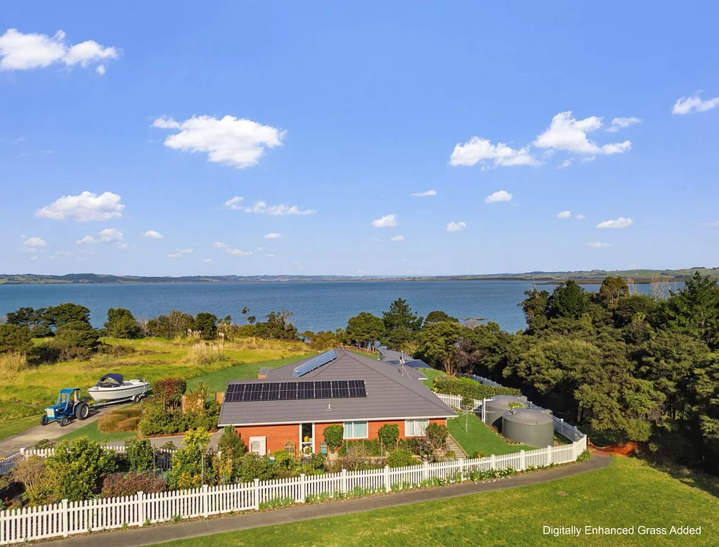 Helensville 4Moenga Where Every Day Feels Like a Holiday