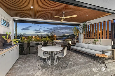 4 Dalma Street, Norman Park, QLD 4170, 5 slaapkamers, 3 badkamers, House