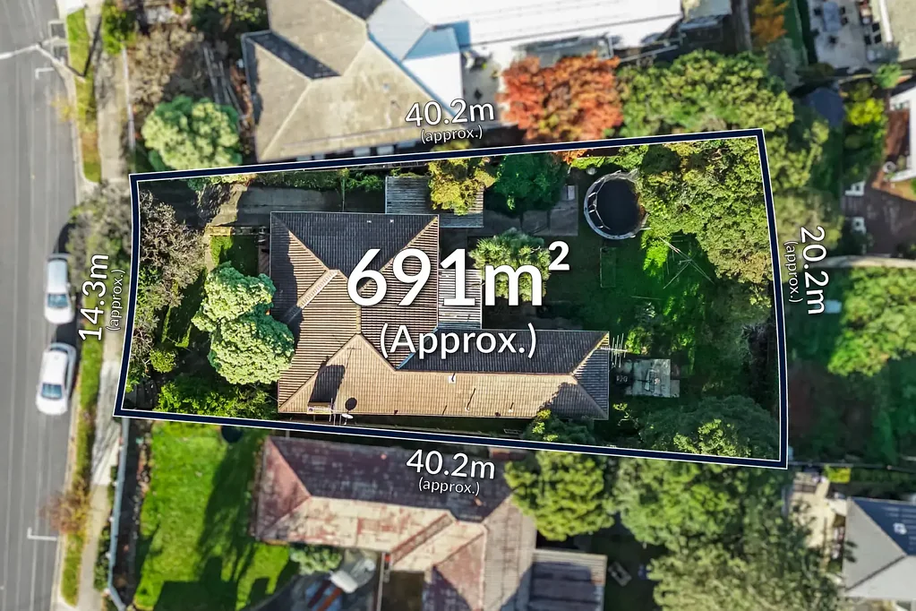 Aberfeldie 4ห้องนอน Major Potential with a Riverside Address