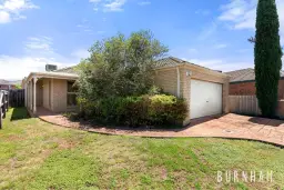 10 Joybells Crescent, Tarneit