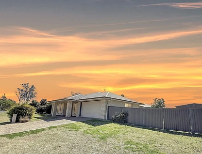 1 Cameron Street, Chinchilla, QLD 4413, 4 રૂમ, 2 બાથરૂમ, House