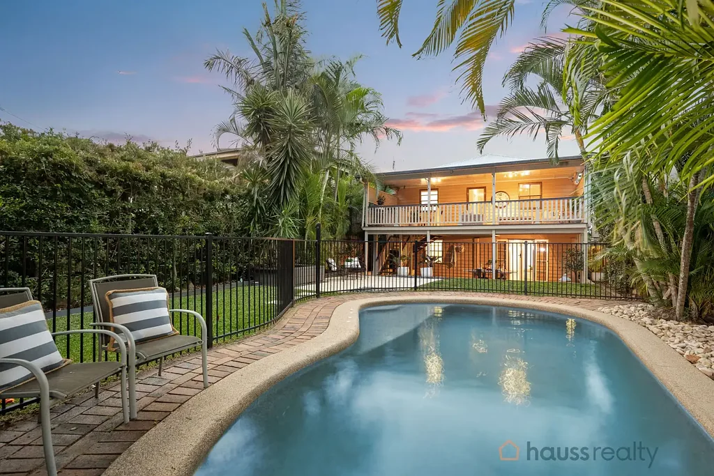 Graceville 4ਬੈੱਡਰੂਮ Tranquil Living, Elegant Design and Seamless Indoor-Outdoor Flow