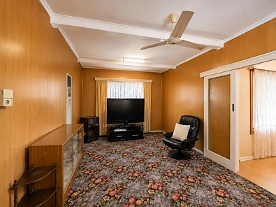 12 Barton Road, Elizabeth Downs, SA 5113, 3房, 1浴, House