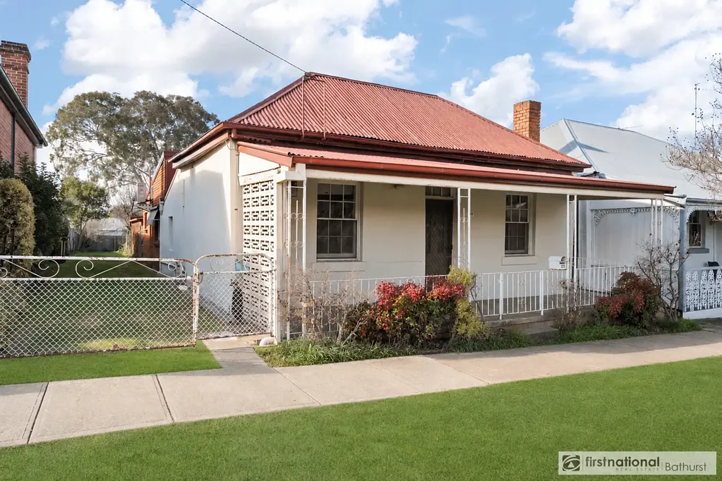 Bathurst 3房  Charming Russell Street Location