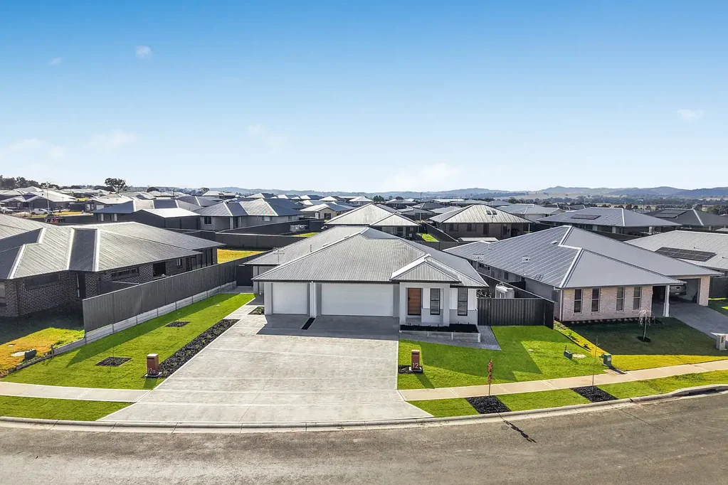 Mudgee 6 Bedroom Dual Income Gem
