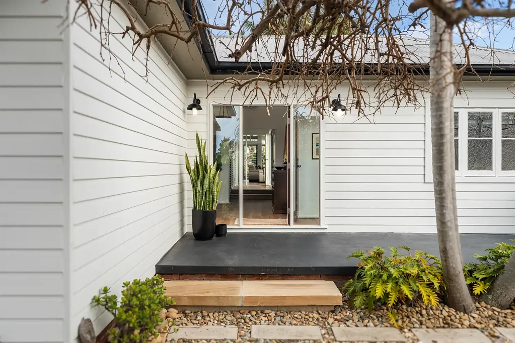 45 Bondi Road, The Entrance North, NSW 2261
