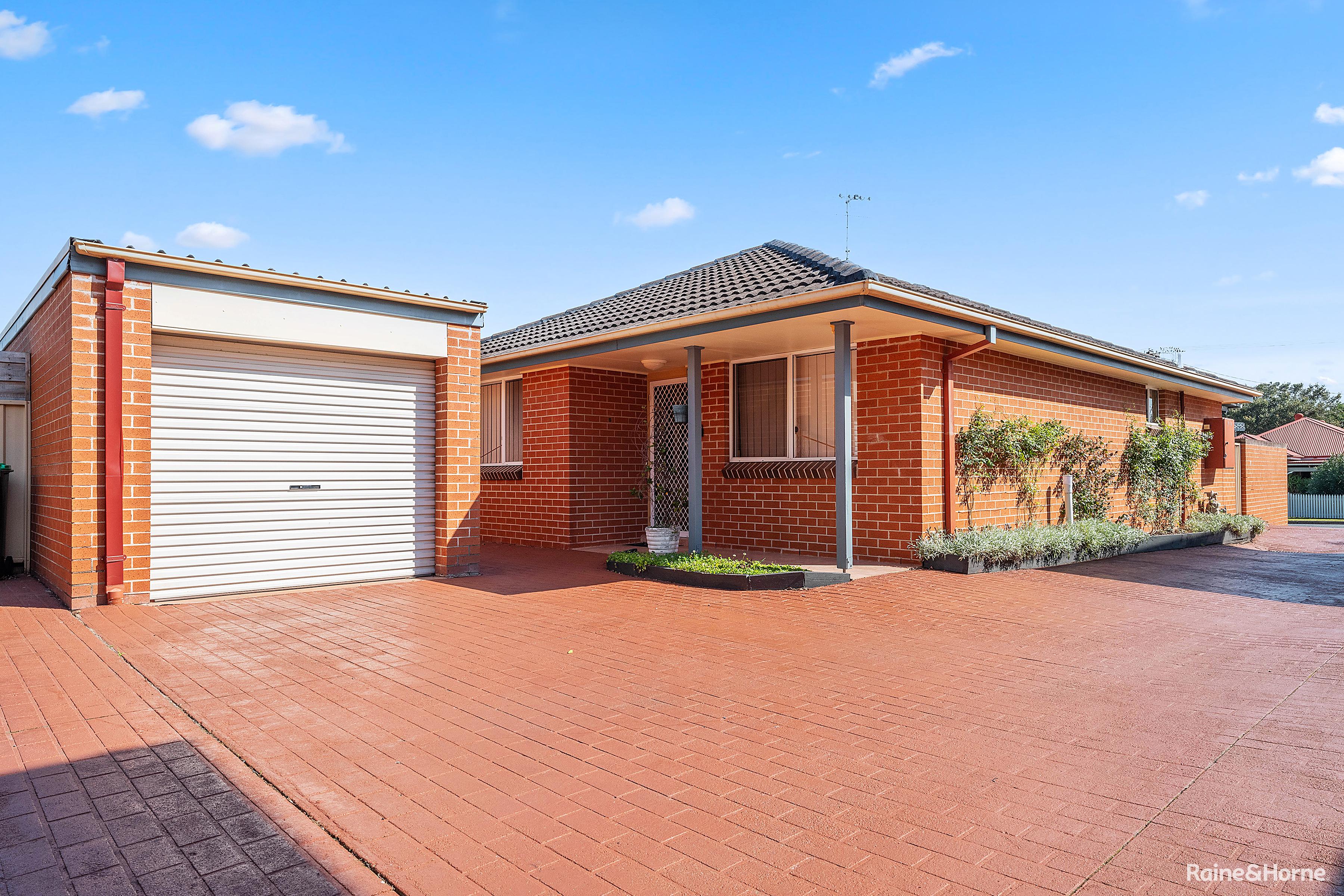 4-6 ROBB ST, BELMONT NSW 2280, 0 rūma, 0 rūma horoi, House