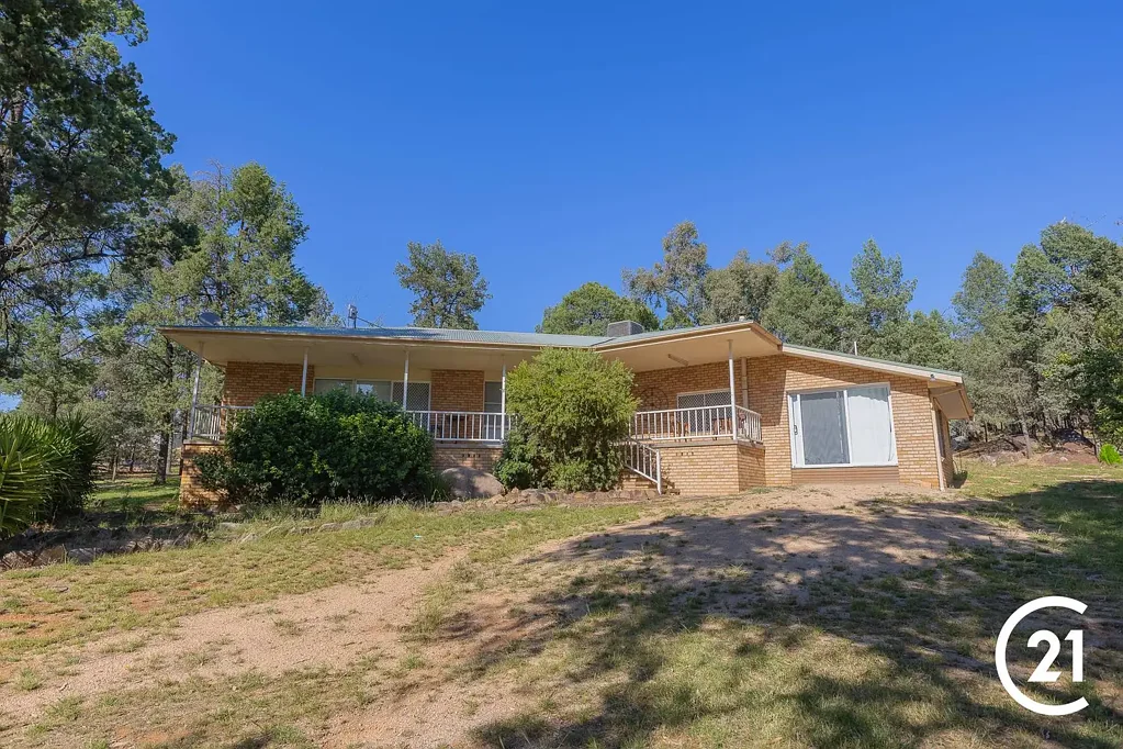Eugowra 4 Bedroom Century 21 Central West Parkes and Forbes - 6852 3793