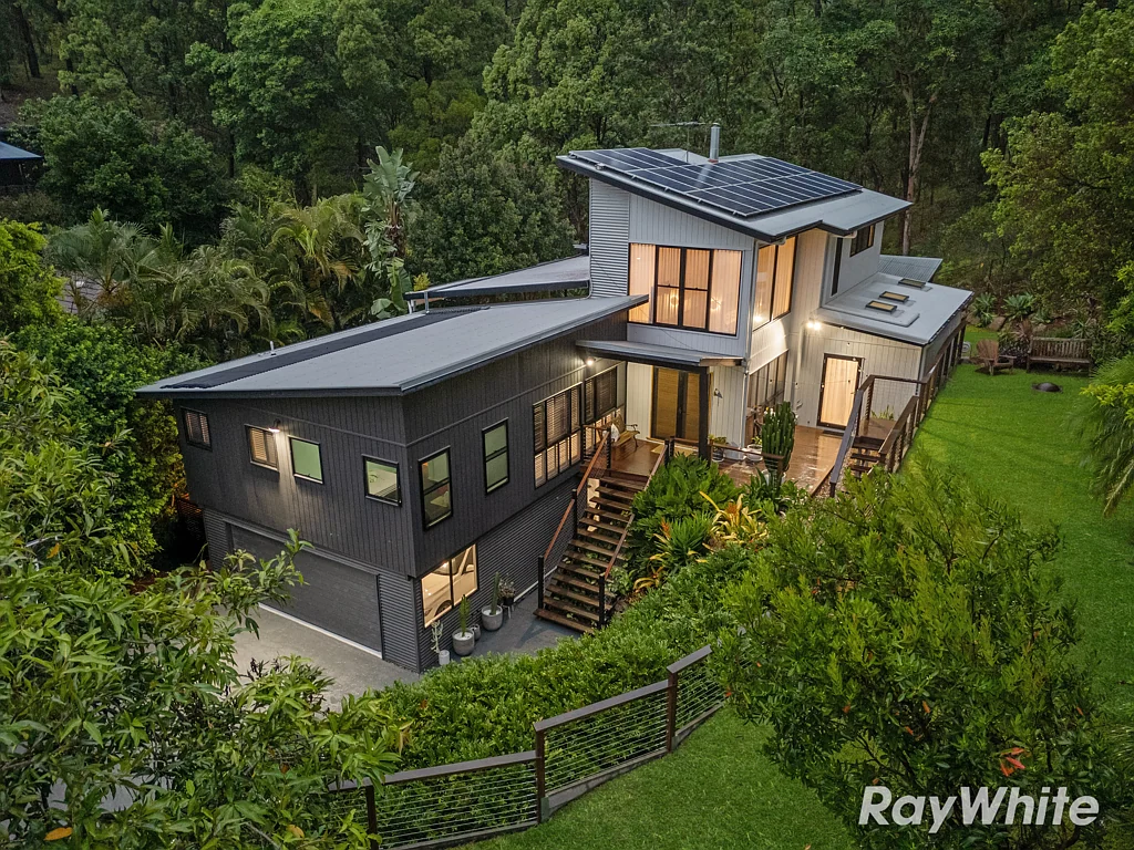 1 Alderwood Court, Ferny Hills, QLD 4055