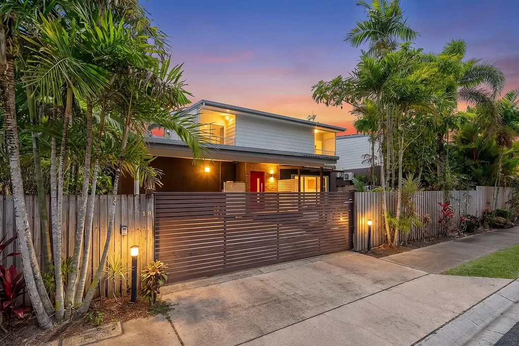 Port Douglas 3Phòng ngủ Standalone Space, Villa Convenience: The Only Oasis Home with Direct Street Access