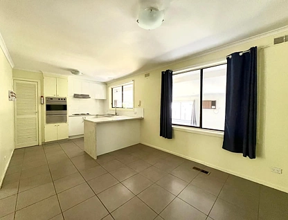 54 Chester Crescent, Deer Park, Western Melbourne, 3 ਕਮਰੇ, 1 ਬਾਥਰੂਮ, House
