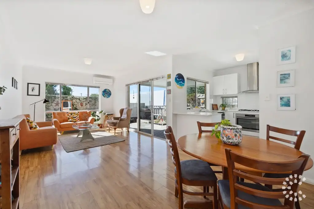 Hamilton Hill 4Kwarto Under Offer - Please Call For Details