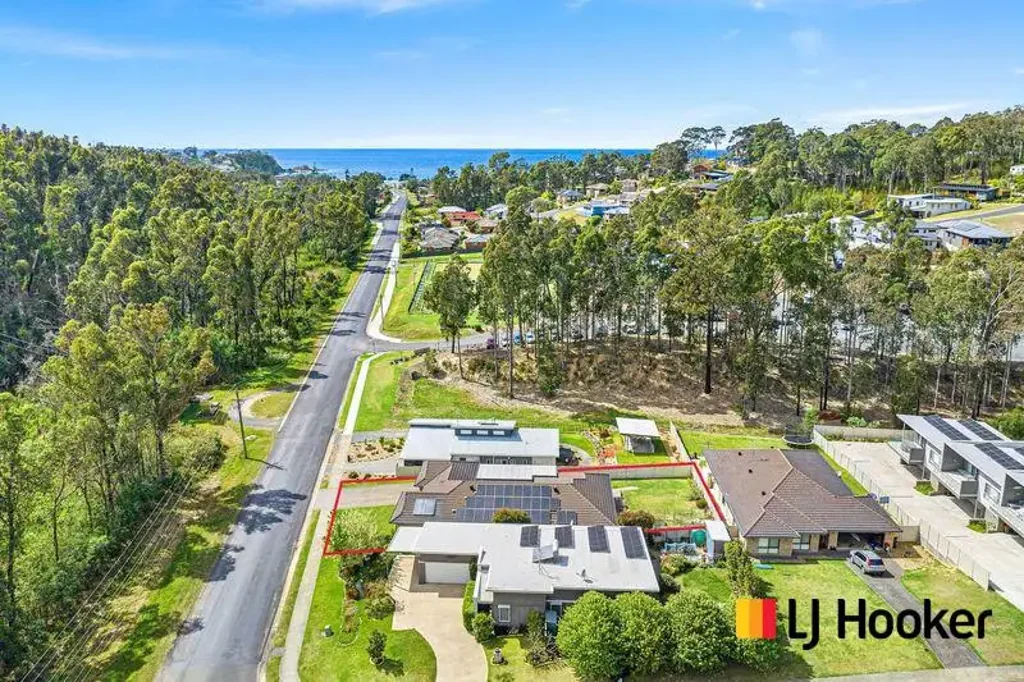 Malua Bay 7 Bedroom This is the house for all the family