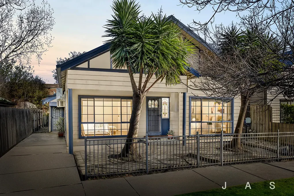 West Footscray 3Kwarto A Character-Packed Family Home In An Unbeatable Location
