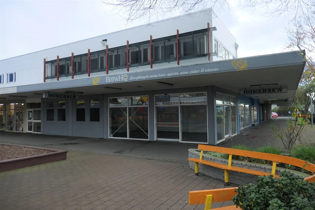 Bishopdale Bargain in Bishopdale - Retail/office options