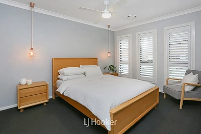 5 Stratheden Avenue, Colebee, NSW 2761, 4 Bedrooms, 2 Bathrooms, House