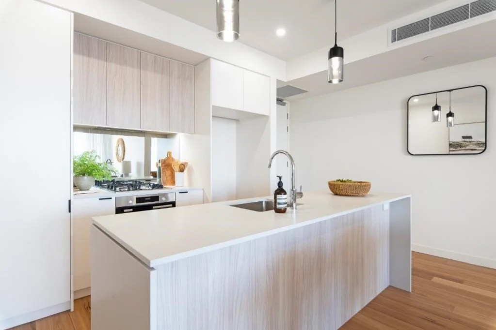 WEST Living with Views To The Golf Course