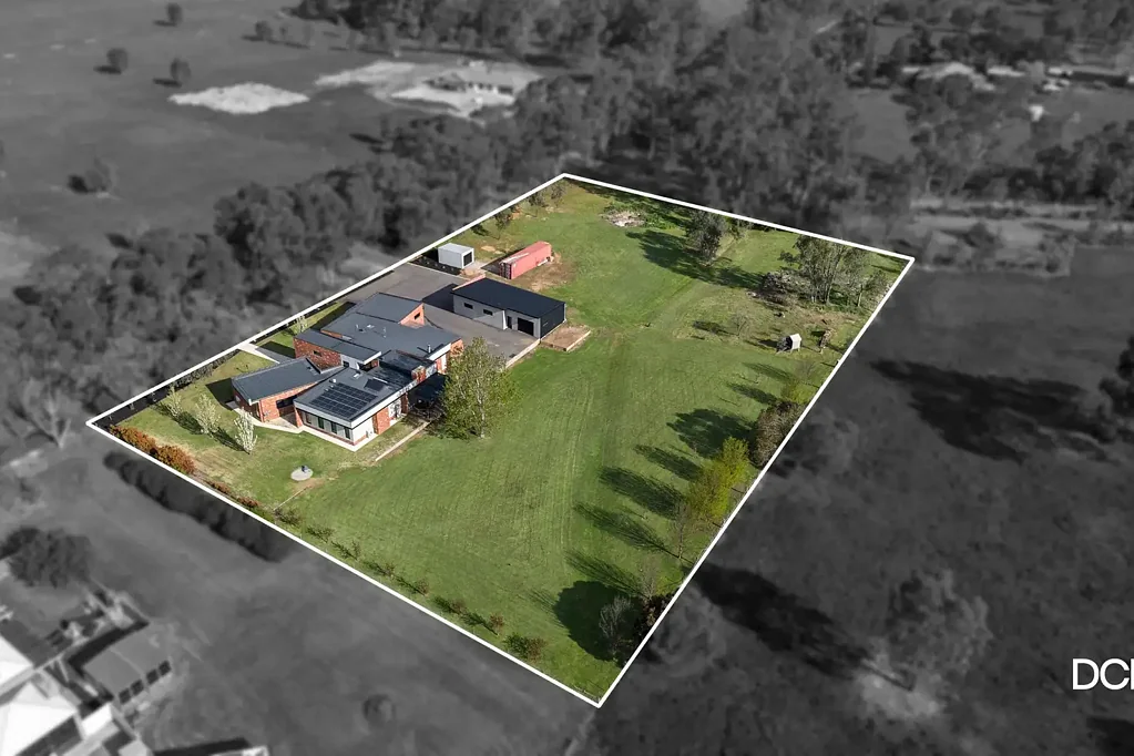 Strathfieldsaye 4ਬੈੱਡਰੂਮ Architectural Excellence on Acreage