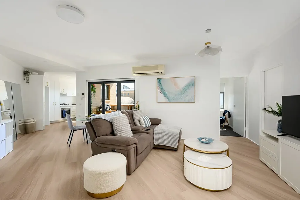 Caringbah 2ਬੈੱਡਰੂਮ Luxe Renovated North Facing Luxury Apartment in Prime Location