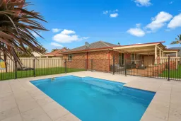 5 FELIX AVE, Horsley