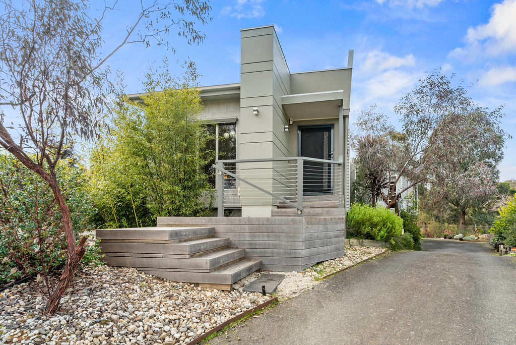 8 LEERAMA CT, BLACK HILL VIC 3350, 0房, 0浴, House