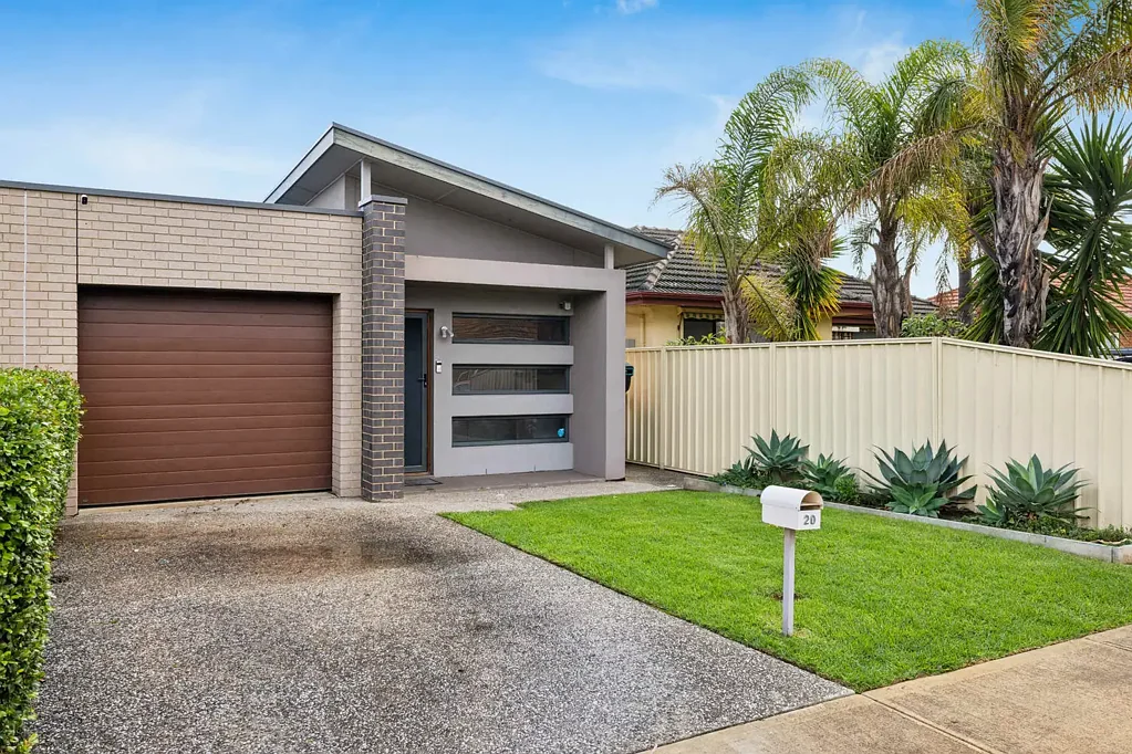 Plympton Park 3房  Price Guide: $1,250,000 - $1,350,000