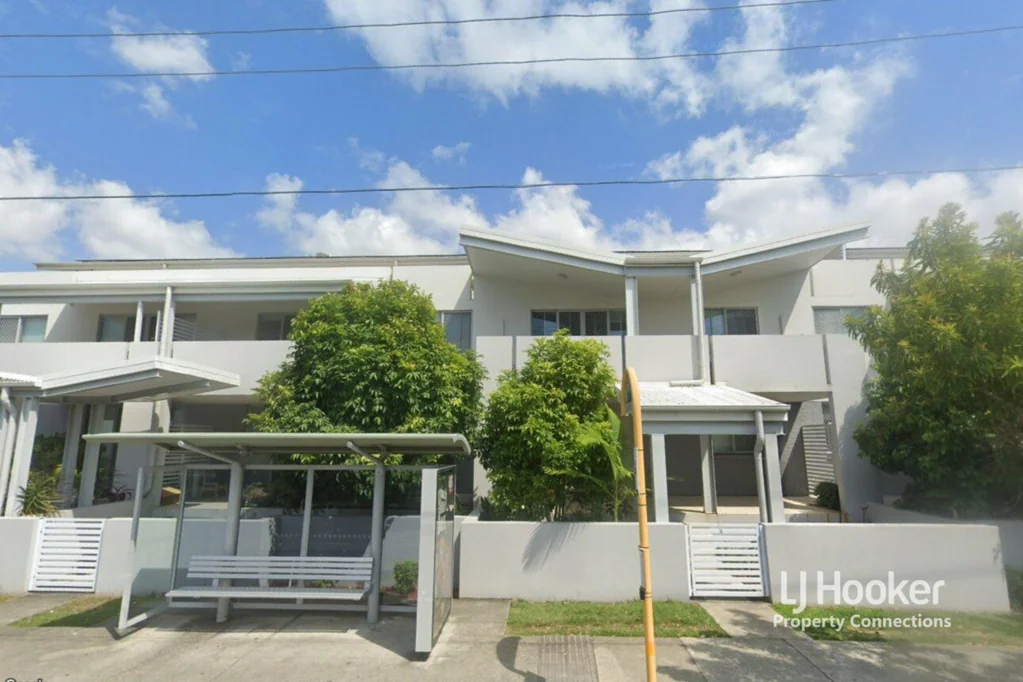 Banyo 2chambre STYLISH APARTMENT LIVING IN THE HIGHLY SOUGHT-AFER SEPI APARTMENTS