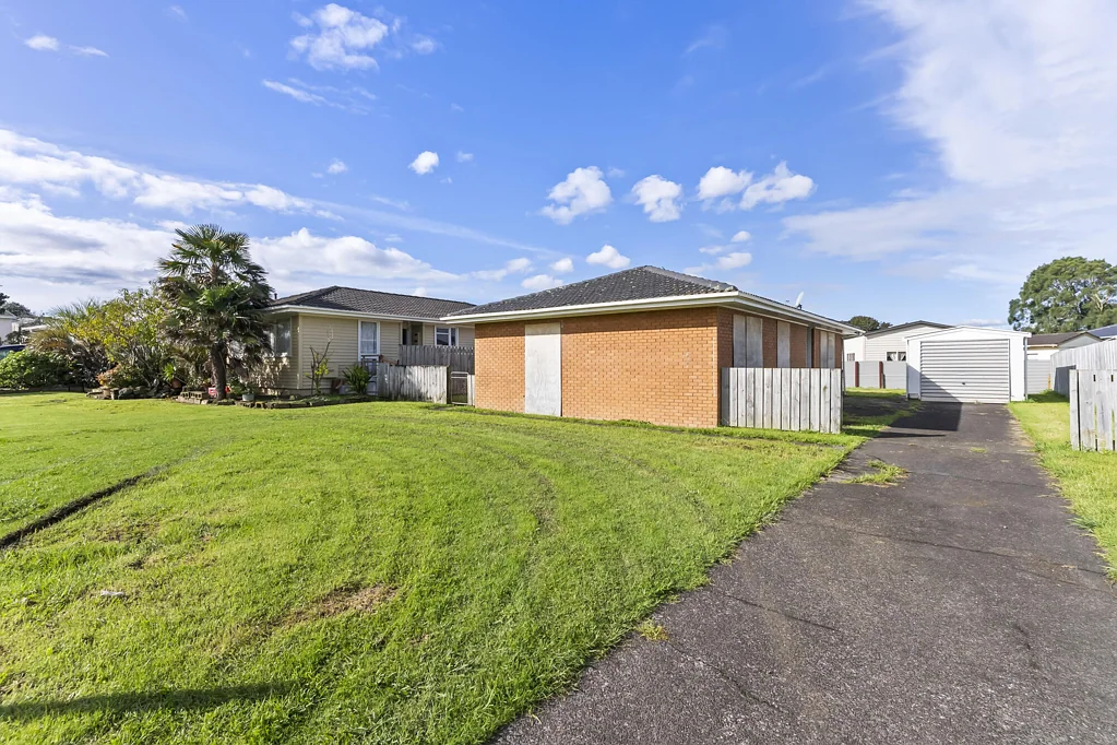 Mangere East 3房  Big land, big opportunity, affordable buying.