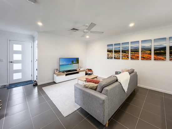 UNIT 2 15 MAYFAIR ST, DOOLANDELLA QLD 4077, 0房, 0浴, Townhouse