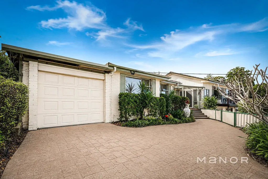 Winston Hills 4chambre A Spacious Family Retreat Designed to Entertain