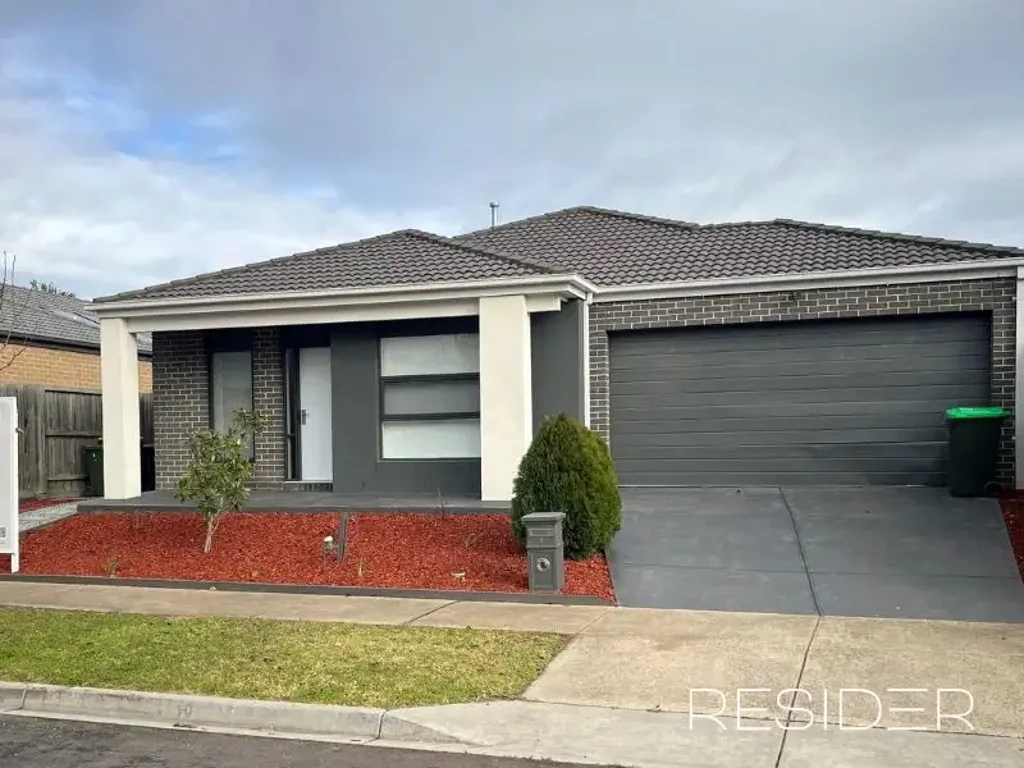 Spacious & Refreshed Family Living