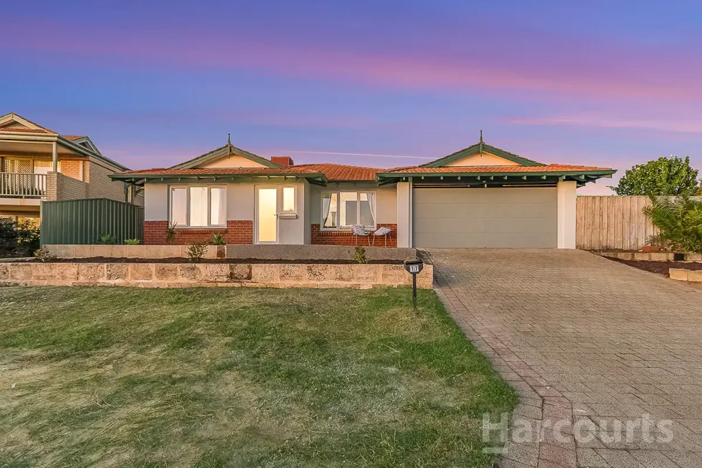 17 Wakatipu Way, Joondalup, WA 6027