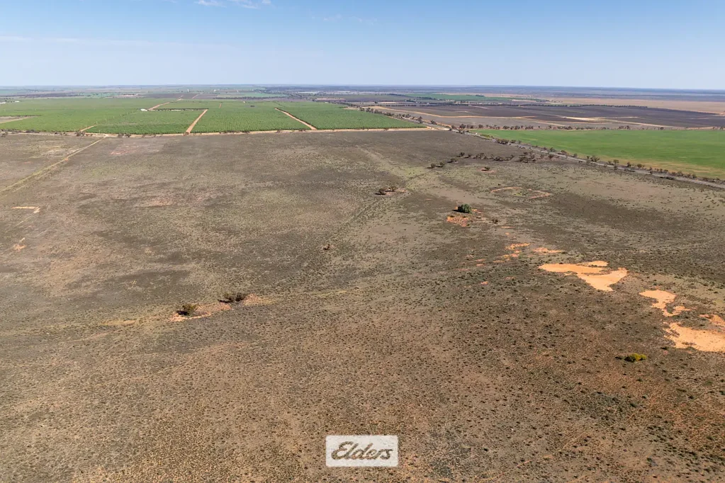 Cullulleraine LARGE SCALE IRRIGATION DEVELOPMENT SITE – SHOVEL READY 

759.96 HA – 1877.83 ACRES