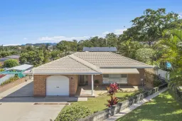 1 Tweed Close, Coffs Harbour