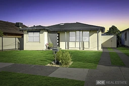 17 Snowden Street, Laverton