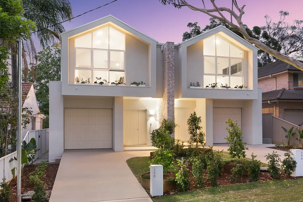 Gymea 4房 Gymea核心地段 319㎡阔绰土地 精致定制装修 度假村泳池 顶级户外娱乐 便捷生活配套 Architectural Elegance