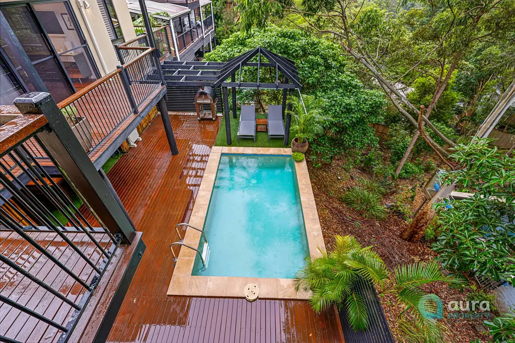 Buderim 3部屋 Escape to your own private oasis, where architectural elegance meets tropical tranquility.