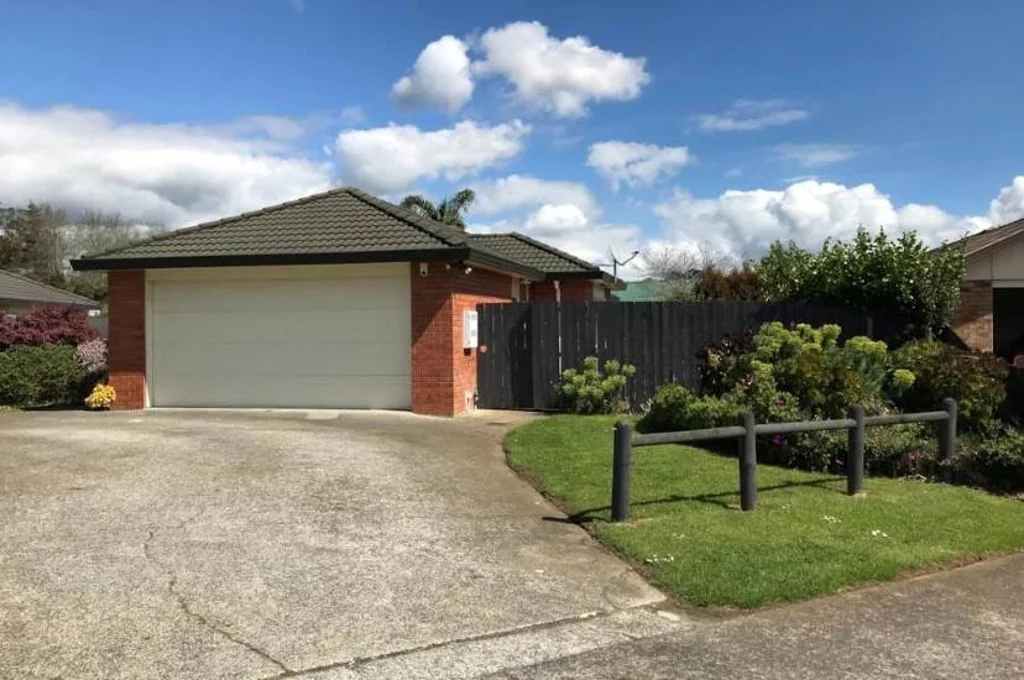 LOVELY FAMILY HOME