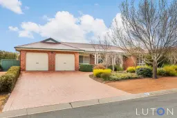 19 Kenyon Circuit, Monash