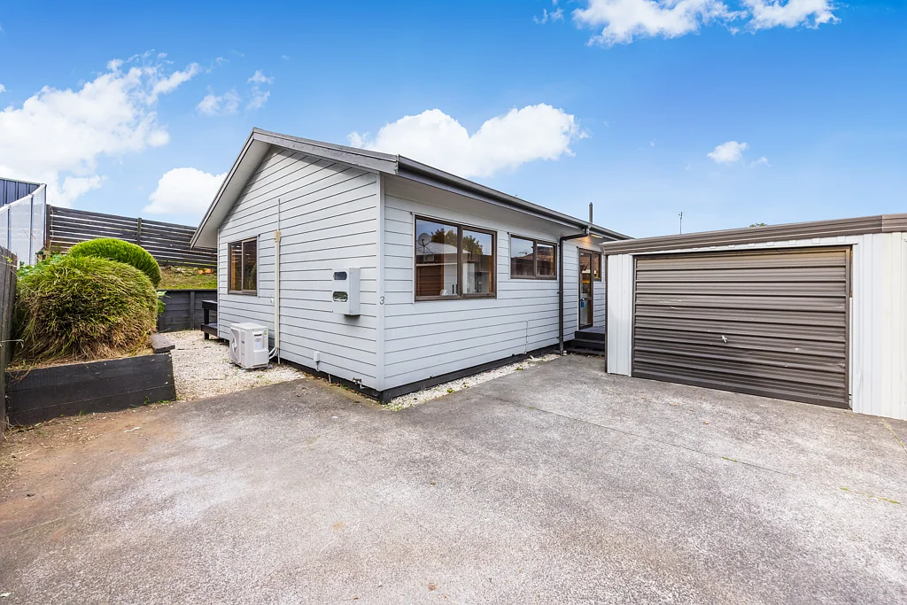 Papakura 3部屋 Immediate Sale Required - Priced to Sell!