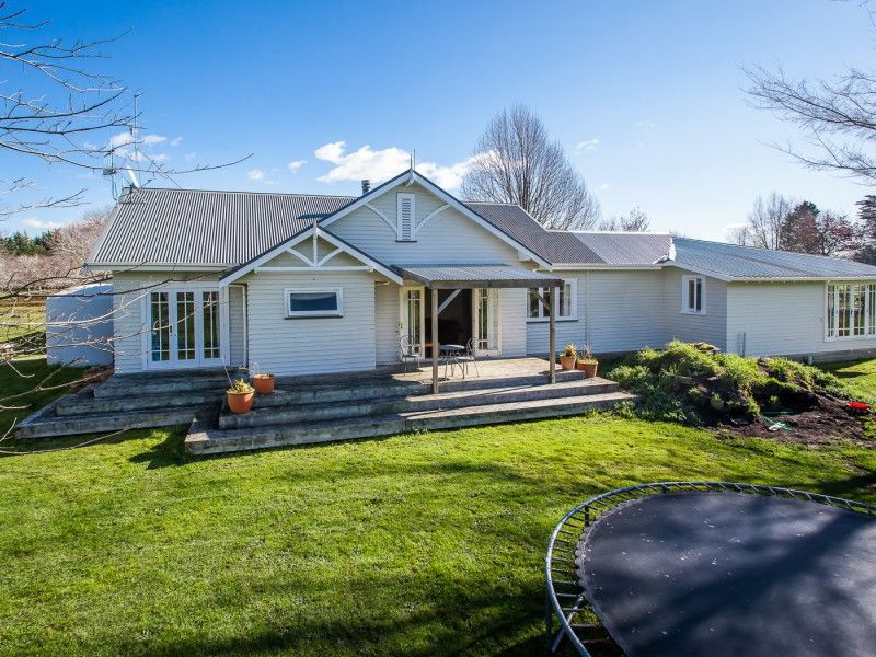 717 Western Drain Road, Te Teko, Whakatane, 6部屋, 2バスルーム