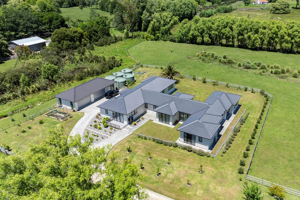 Dairy Flat 7कमरा Warm, Spacious Family Retreat + Future Opportunity