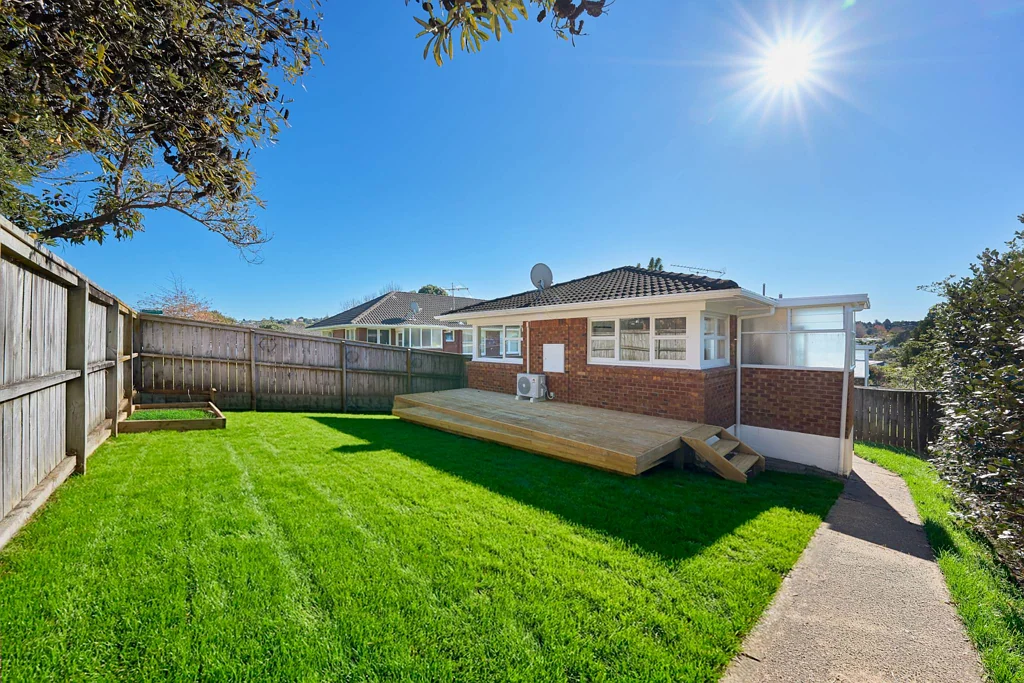 Hillcrest 2 Slaapkamer Flexible Development Opportunity