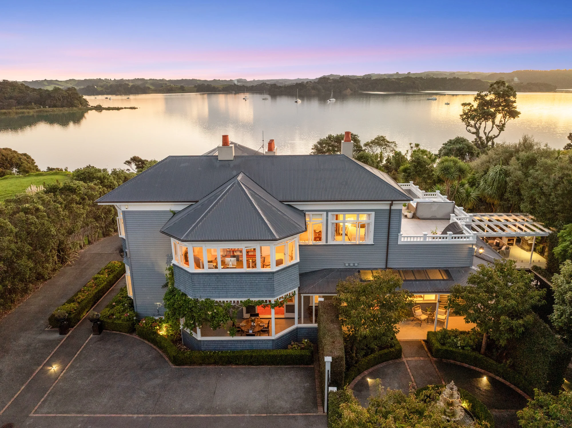 Mahurangi East 5chambre Absolute Waterfront in Andersons Bay, Auckland