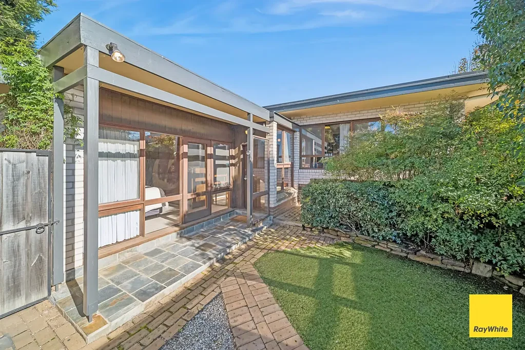 Strathdale 4房  Prime Position with Endless Potential