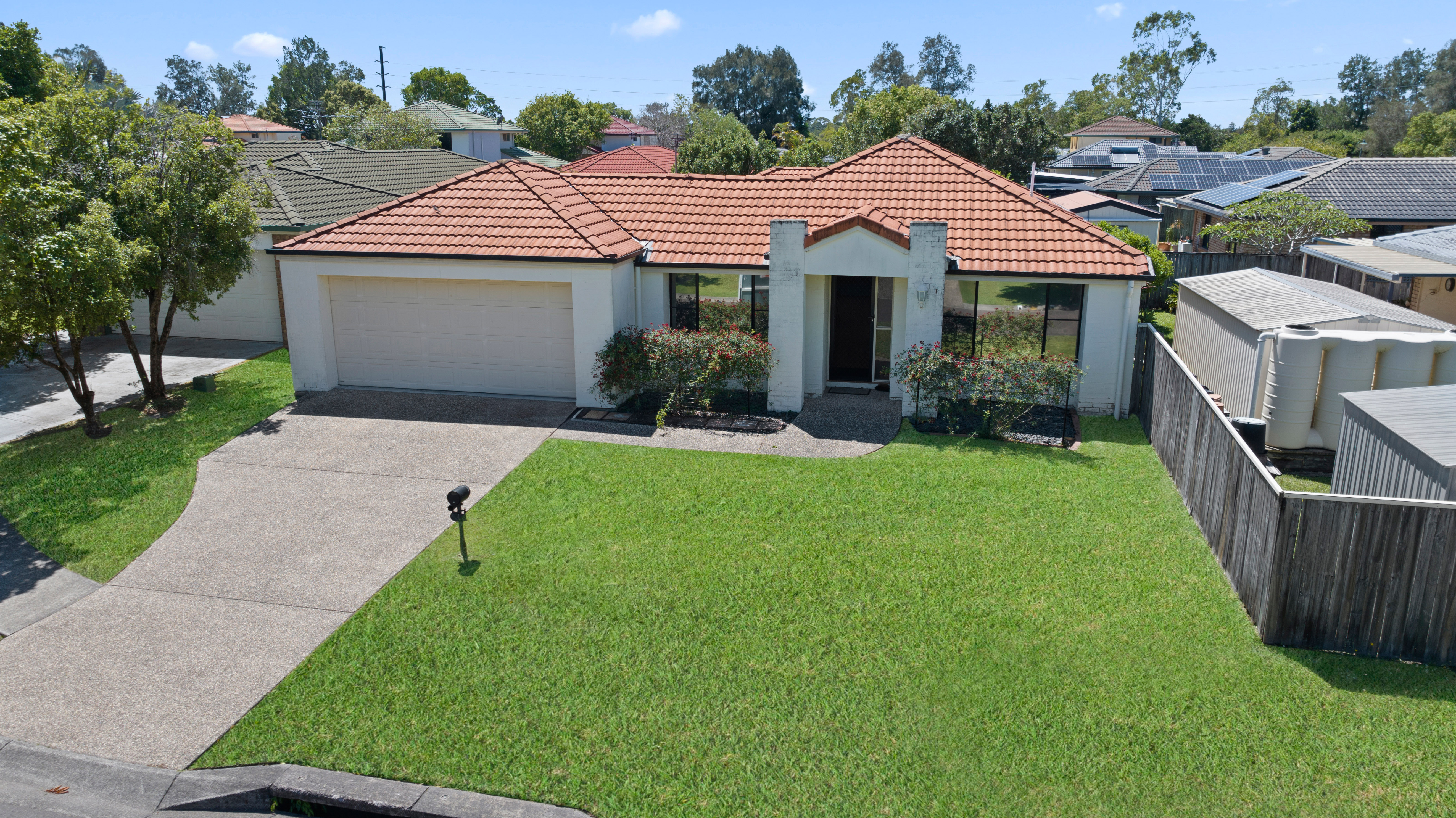 4 BRONTE CT, SIPPY DOWNS QLD 4556, 0 chambres, 0 salles de bain, House