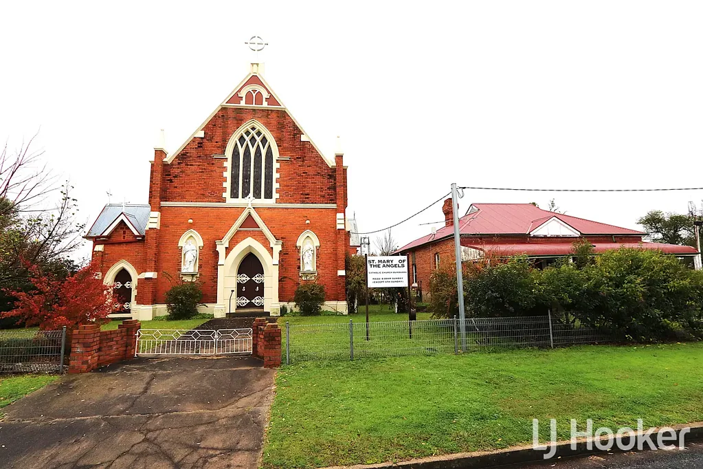 Inverell 3房  Historic Catholic Church & Presbytery - Once-in-a-Lifetime Opportunity in Bundarra Village
Auction | On Site | Saturday 5th July 11am