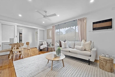 Cheltenham 2房 地势较高，轻松享受 Cheltenham 生活 Elevated, Easy Cheltenham Living
