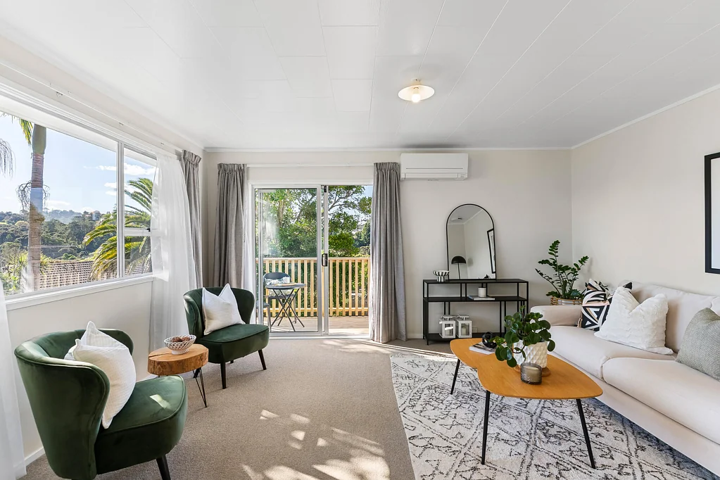 11a Spinella Drive, Bayview, North Shore City, Auckland